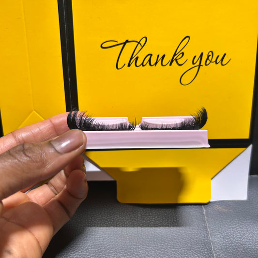 HYBRID STRIP LASHES