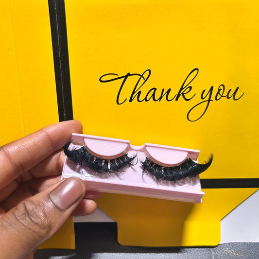 HYBRID STRIP LASHES
