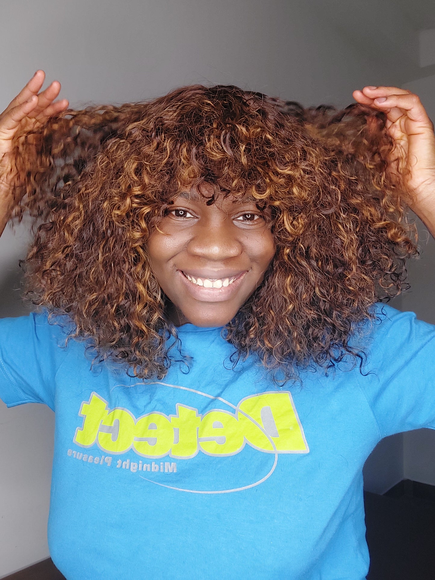 FRINGE WIG